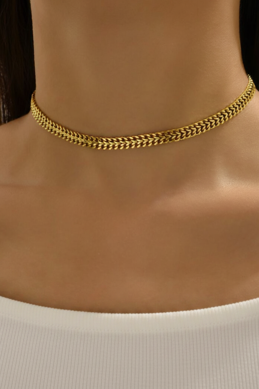 Golden Glow Chocker