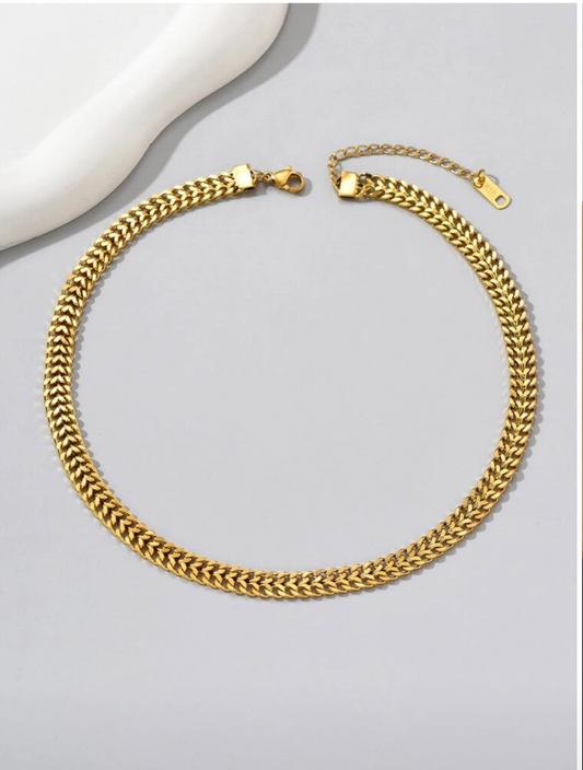 Golden Glow Chocker