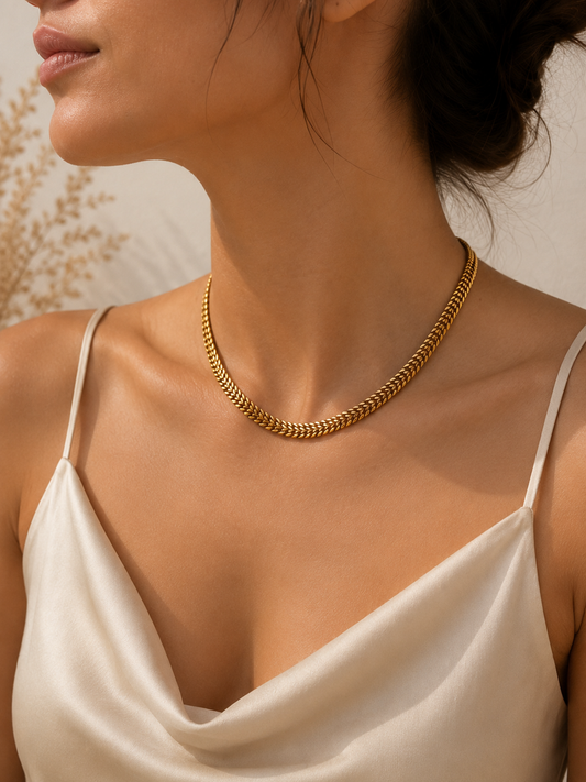 Golden Glow Chocker