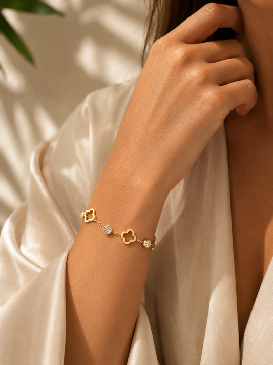 Dimond & Flower Bracelet