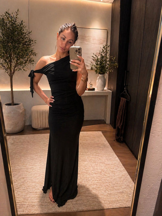 One shoulder Vibes
