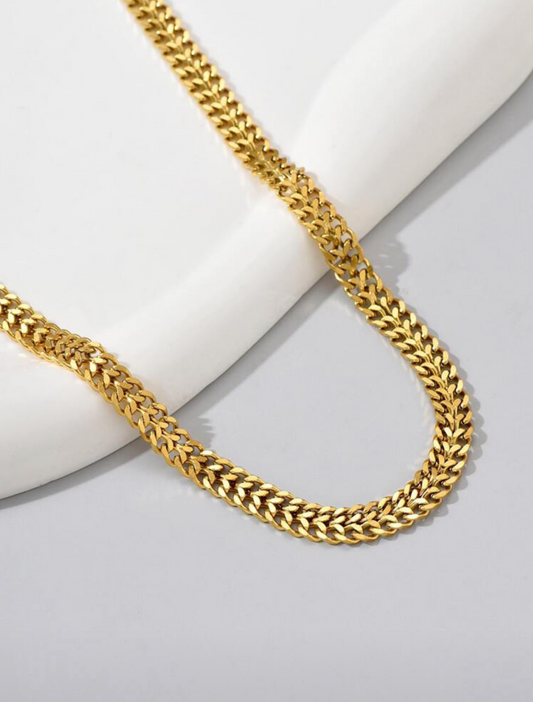 Golden Glow Chocker